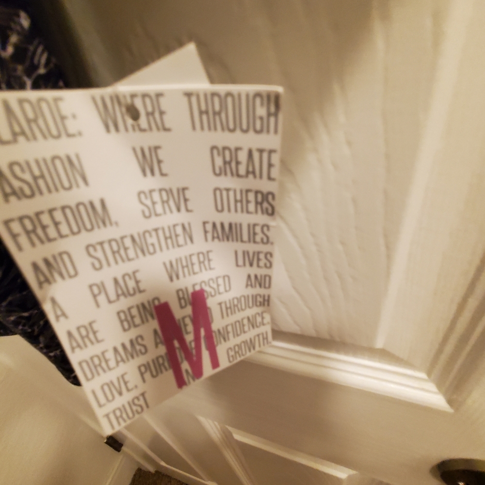 *NWT Lularoe Randy* - Picture 3 of 4